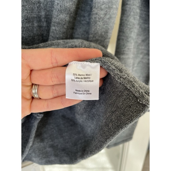 Men's Obermeyer Quarter Zip Grey Pullover Sweater Merino Blend Size Medium - Picture 5 of 10